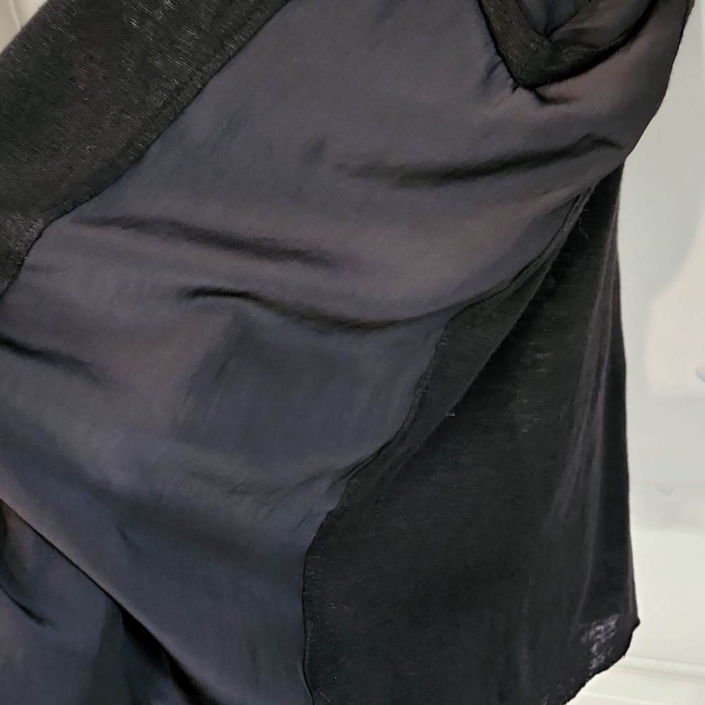 Calvin Rucker Linen Burnout Top - Picture 6 of 6